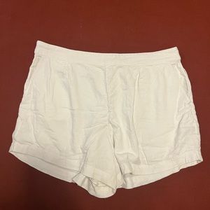 Abercrombie & Fitch White Women's Shorts